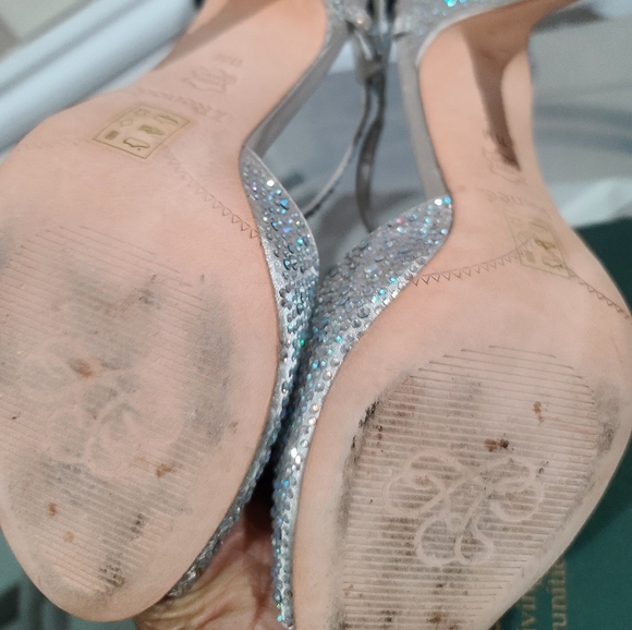 Beautiful Rhinestone Sandals - Picture 7 of 7